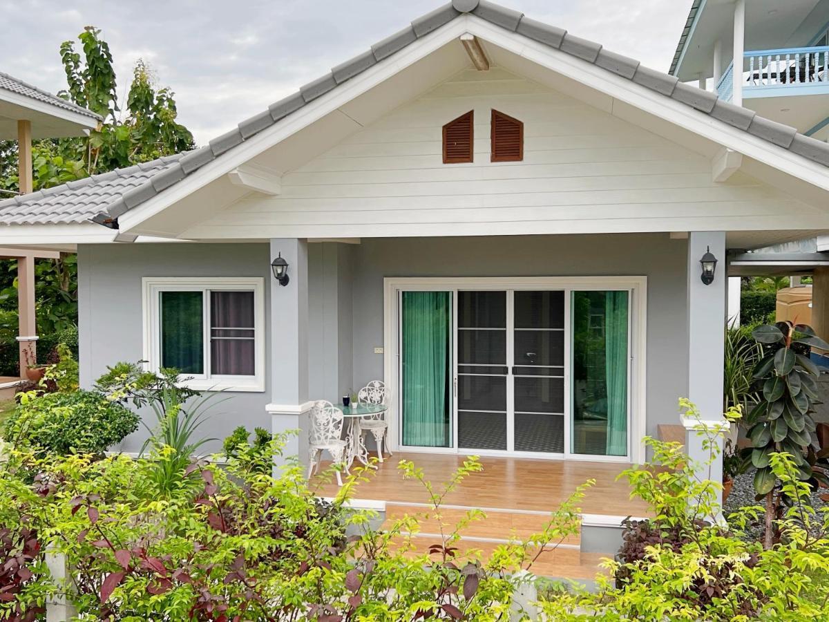 New Home Gบ้านเดี่ยวสร้างใหม่ ใกล้ทะเล ตัวเมืองระยอง Ban Chak Phai المظهر الخارجي الصورة